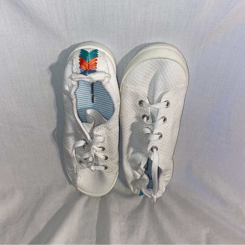 Time and Tru Memory Foam Scrunch Back Sneakers Size 8.5